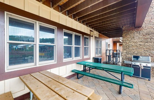 Silvercreek Condo | 55 m² Condo ∙ 1 bedroom ∙ 4 guests