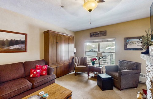 Silvercreek Condo | 55 m² Condo ∙ 1 bedroom ∙ 4 guests