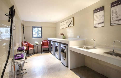 Guanshanhu District Hotel | 55 m² Hotel ∙ 2 bedrooms ∙ 3 guests