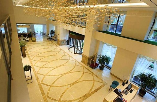 Long Hua Hotel | 55 m² Hotel ∙ 2 guests