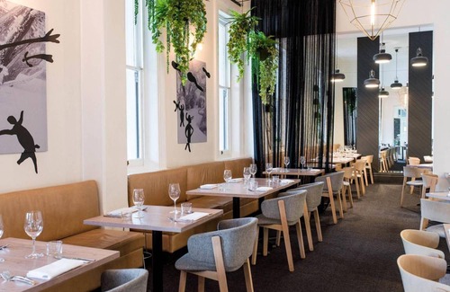 Stirling Hotel | 55 m² Hotel ∙ 3 guests