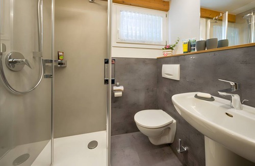 Schwarzenbach House | 55 m² House ∙ 1 bedroom ∙ 2 guests