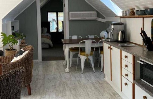 Clovelly Resort | 550 m² Resort ∙ 2 bedrooms ∙ 16 guests