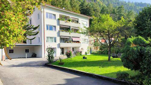 Unterseen Apartment | 56 m² Apartment ∙ 2 bedrooms ∙ 4 guests