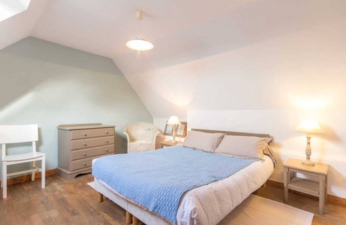 Le Palais House | 56 m² Gîte ∙ 2 bedrooms ∙ 3 guests