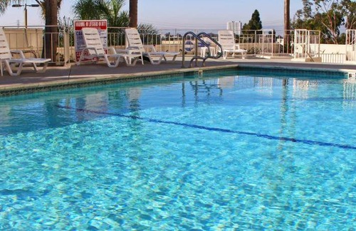 Rancho Dominguez Hotel | 56 m² Hotel ∙ 4 guests