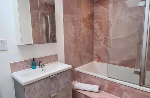 Etchinghill House | 56 m² House ∙ 2 bedrooms ∙ 4 guests