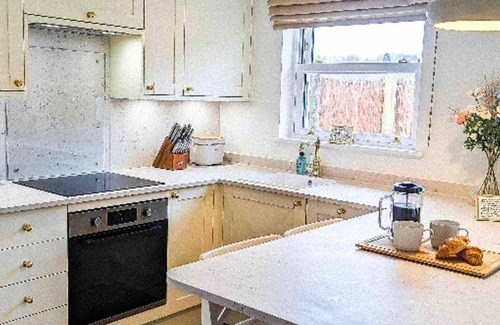 Etchinghill House | 56 m² House ∙ 2 bedrooms ∙ 4 guests