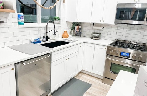 Bridle Trails House | 5645 116th Ave NE Kirkland Whole House · Family & Group Paradise Kirkland/Bridal