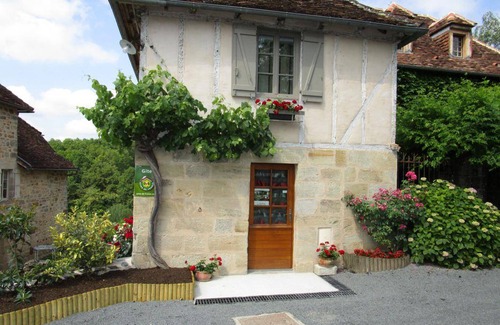 Curemonte House | 57 m² Gîte ∙ 2 bedrooms ∙ 5 guests