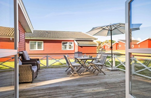 Gudhjem House | 5732 Gudhjem - Rø Skolevej 10 Dør 17