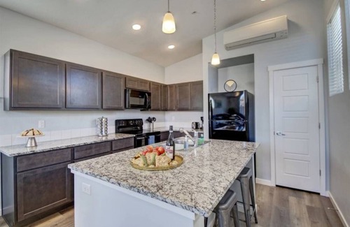Boise Villa | 5751. Two bedroom and 2 Bathroom, centrally located.