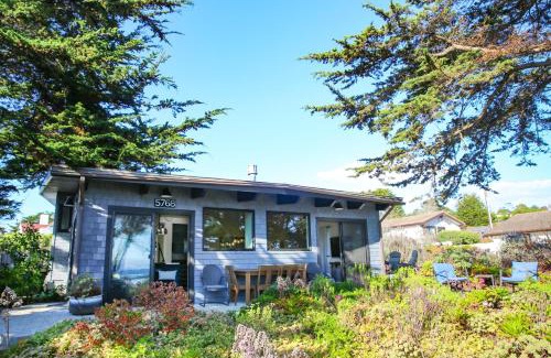 San Simeon House | 5768 Moonstone Bch Dr.