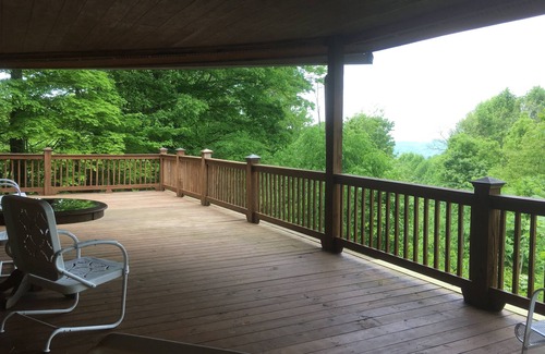 Creston House | 58 Acre home in the middle of 23,00 acre State Park