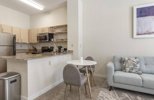 New Pathways Apartment | 58 m² Apartment ∙ 1 bedroom ∙ 2 guests
