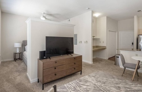 New Pathways Apartment | 58 m² Apartment ∙ 1 bedroom ∙ 2 guests