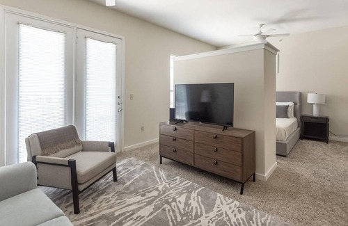 New Pathways Apartment | 58 m² Apartment ∙ 1 bedroom ∙ 2 guests