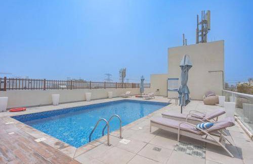 Jumeirah Village Triangle Apartment | 58 m² Apartment ∙ 1 bedroom ∙ 4 guests