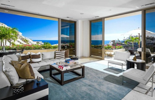 Pedregal Villa | 585 m² Villa ∙ 5 bedrooms ∙ 10 guests