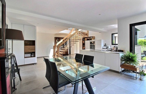 Hardelot-Plage House | 59 GEORGES : House with garden and terrace, 2 bedrooms and office, sleeps 3 to 5.