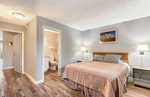 Orchard District Condo | 59 m² Condo ∙ 1 bedroom ∙ 4 guests