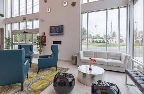 NoHo Arts District Hotel | 59 m² Hotel ∙ 127 guests