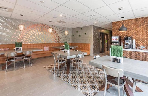NoHo Arts District Hotel | 59 m² Hotel ∙ 127 guests