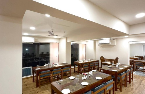 Kuppaayil Hotel | 59 m² Hotel ∙ 2 bedrooms ∙ 127 guests