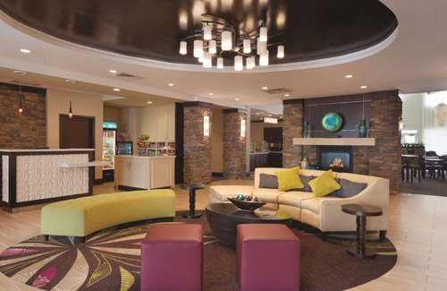 Mobile Hotel | 59 m² Hotel ∙ 2 bedrooms ∙ 127 guests