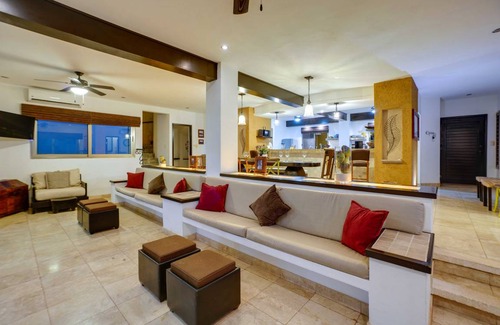 Isla Mujeres Villa | 594 m² Villa ∙ 8 bedrooms ∙ 16 guests