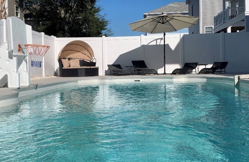 Crescent Beach House | 5BD&4BA Private Pool&HotTub, just steps from the beach! Sleeps 14