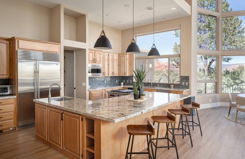 West Sedona House | 5BD/4BA - Rooftop deck, pool, SPA, outdoor kitchen