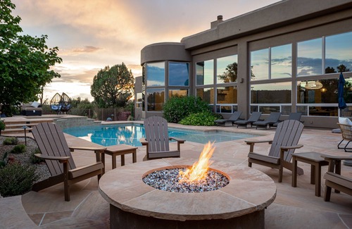 West Sedona House | 5BD/4BA - Rooftop deck, pool, SPA, outdoor kitchen