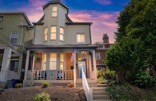 Pittsburgh House | 5BDRM GEM with Arcade - Mt Wash