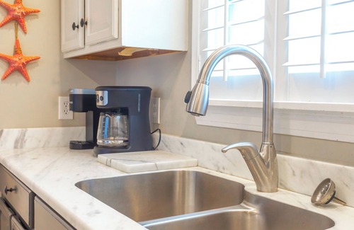Garden City House | 5Bed/5bath with a Heated Pool and Hot Tub! Sleeps 14