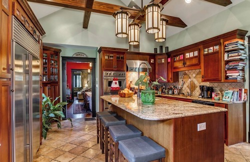Druid City House | 5BEDROOM/6BATHROOM HISTORIC UA CAMPUS HOME
