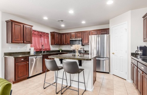 San Tan Valley House | 5BR/3BA Home with Private Heated Pool and Golf Course Views in San Tan Valley