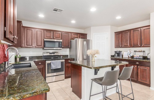San Tan Valley House | 5BR/3BA Home with Private Heated Pool and Golf Course Views in San Tan Valley