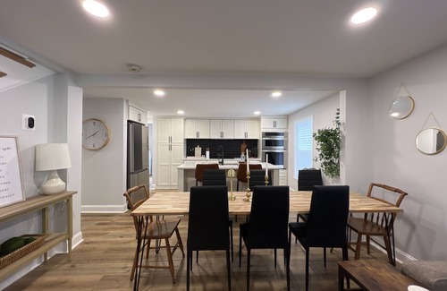 Dunean House | 5BR 4B Huge Space with Game Barn