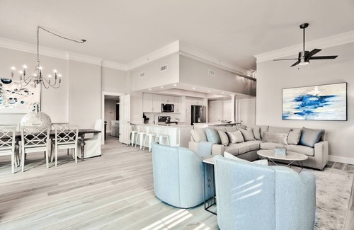 Crystal Beach Apartment | 5BR Corner Unit w/2 sets of Free Beach Service Inn at Crystal Beach 201C