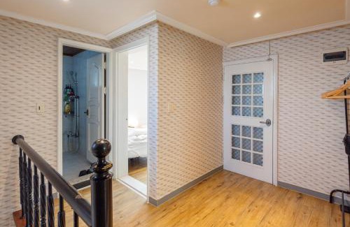 Nonhyeon-dong Villa | 5br Family house, near Gangnam, Coex 17min, private house