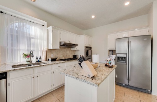 North Richland Hills House | 5BR Oasis w/Hot Tub, Pool, Gym, Movie Theater & Game Room