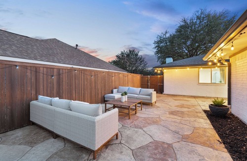 Plano House | 5BR Plano Oasis Pool, Backyard, 2 Kitchens, Game Room & B-Ball, Outdoor Living