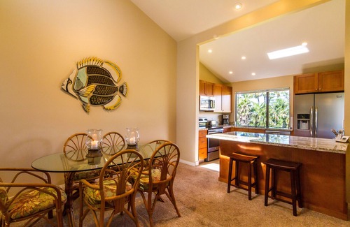 Wailea Condo | 5D - 2 Minute Walk to the beach/main pool, well-equipped, see reviews!n