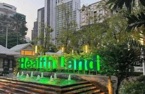 Sukhumvit Apartment | 5min»Terminal21/BTS/MRT,Kitchen,500Mbps+NFlix+2TVsnn
