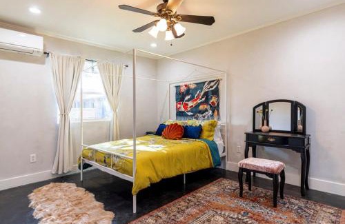 Kessler House | 5min to Bishop Arts - Stay at Meadow House