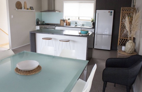 Cape Paterson House | 5min walk to beach, pub & Cafe| Ideal for Families | Free WiFi