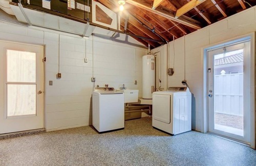 St. Pete Beach House | 5min walk to beach, Private Pool, Peaceful, beautiful neighborhood, Monthly rent