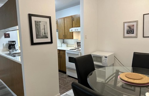 Whitehorse Apartment | 5th Ave Suites
