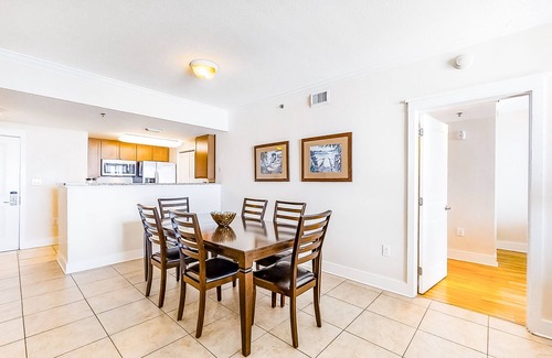 Fort Walton Beach Condo | 5th Floor Gulf-Front Condo At Waterscape 490 Feet Of Private Beach
